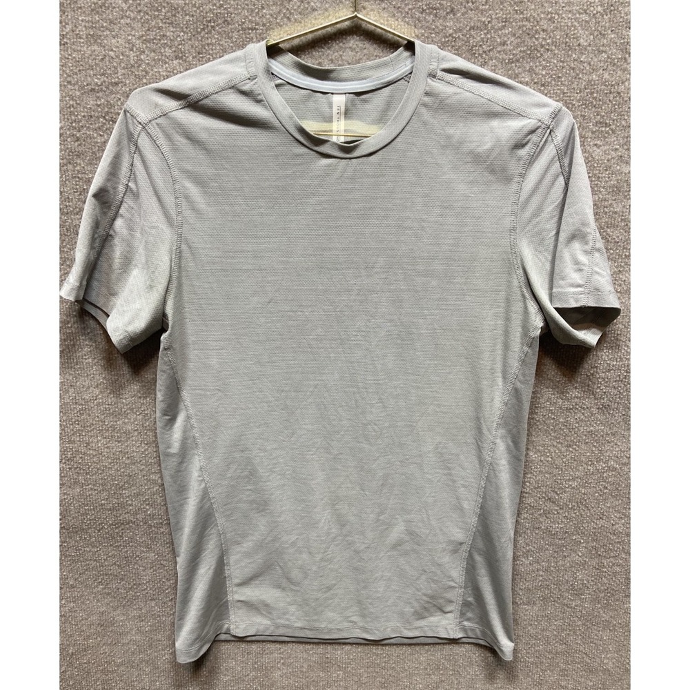 Ten Thousand Versatile Shirt Mens Small Gray Gym Training Stretch Performance